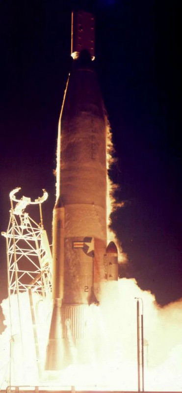 Atlas 34D Photo 1